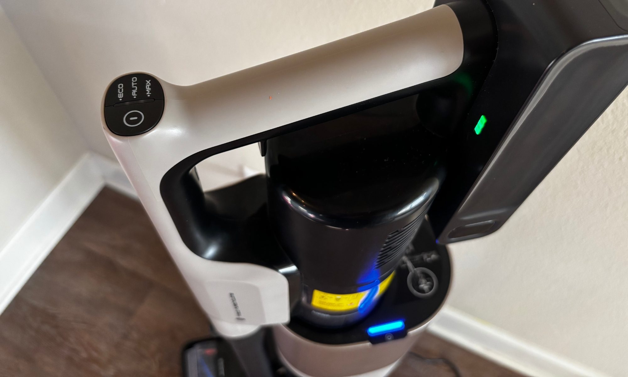 مكنسة Tineco Pure One Station 5 Pro الكهربائية