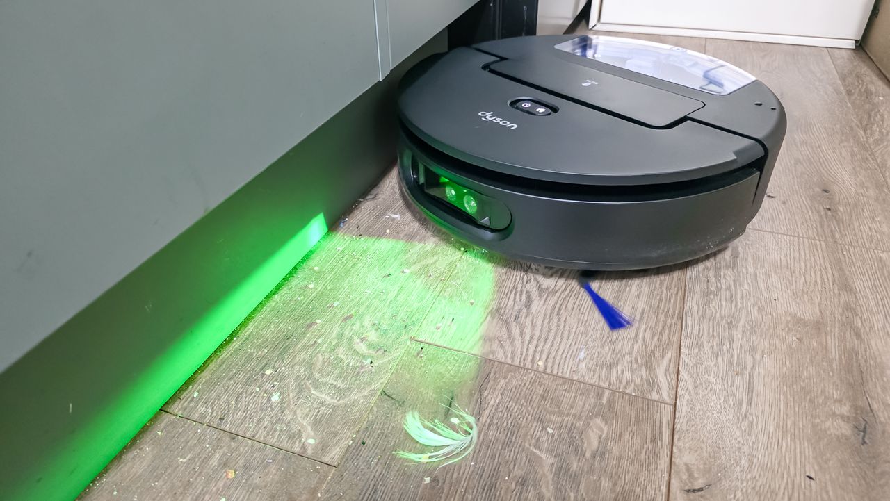 مكنسة Dyson Spot+Scrub Ai الروبوتية