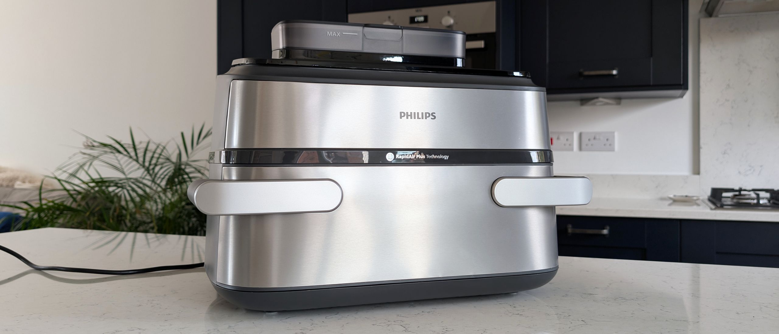 Philips 5000 Series Megabasket بالبخار: قلاية هوائية متعددة الاستخدامات بنتائج ممتازة