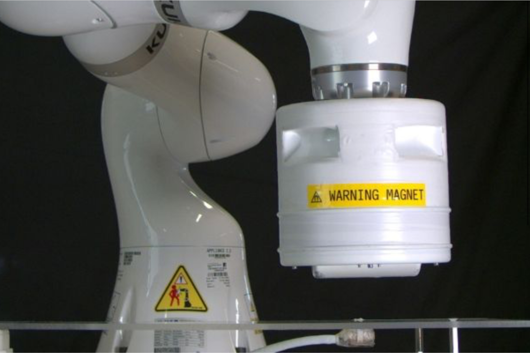 Magnetic assembly for controlling oloid magnetic endoscope Robot.