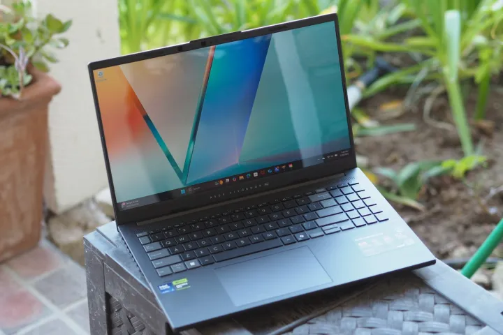 ASUS Vivobook Pro 15 2025 front angled view showing display and keyboard.