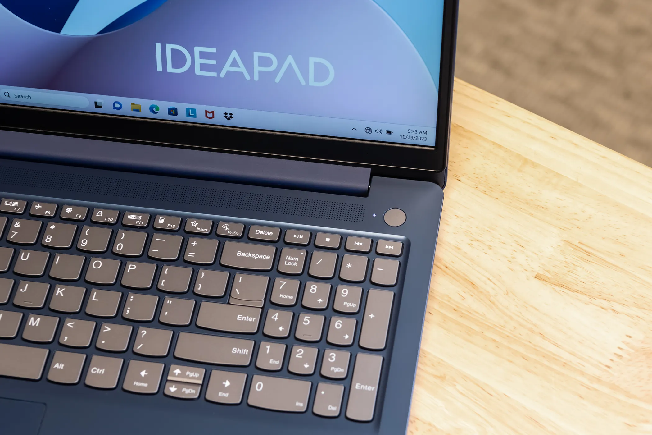 Power button and fingerprint sensor on the Lenovo IdeaPad Slim 3i 15