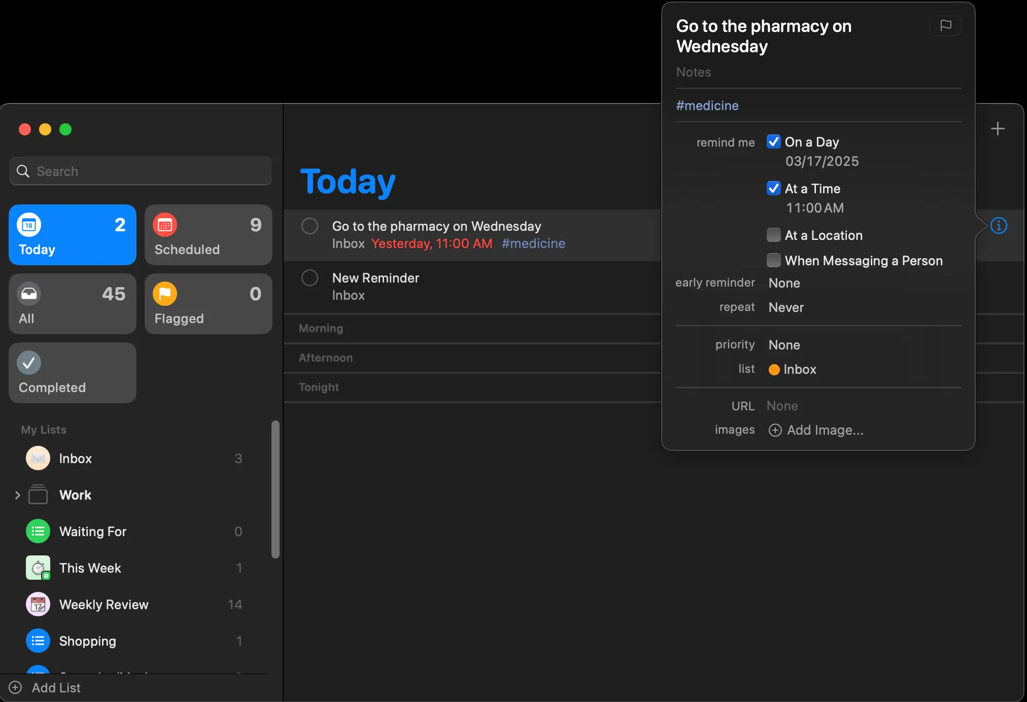 نافذة تطبيق التذكيرات على جهاز Mac توضح كيفية إضافة الوسوم