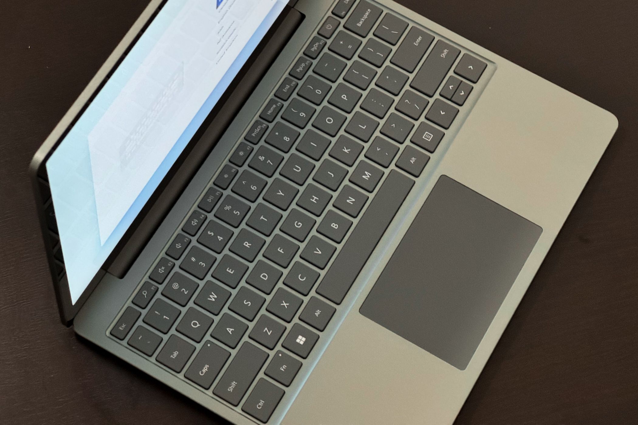 surface-laptop-go-3-keyboard-2