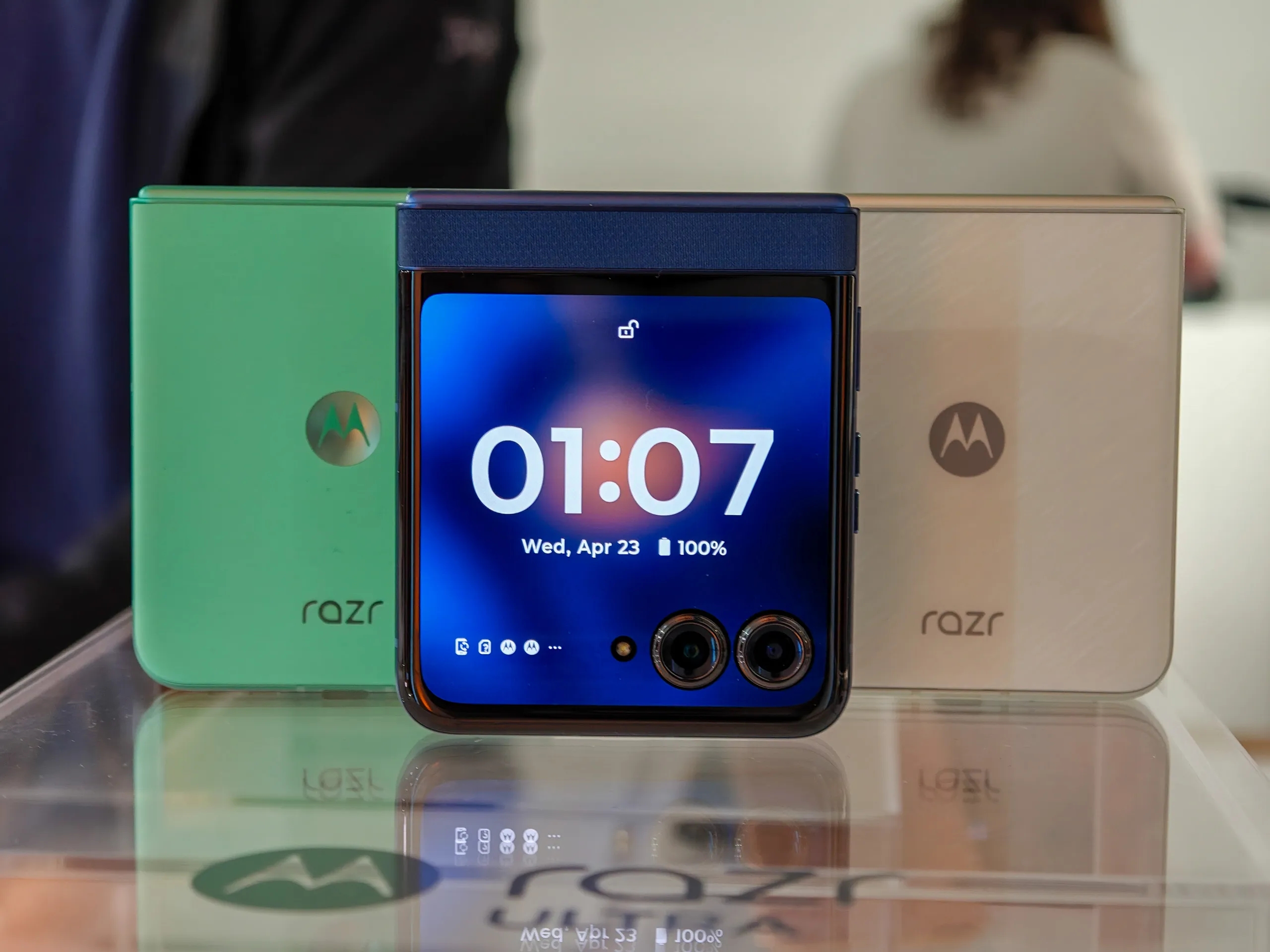 ألوان Moto Razr 2025