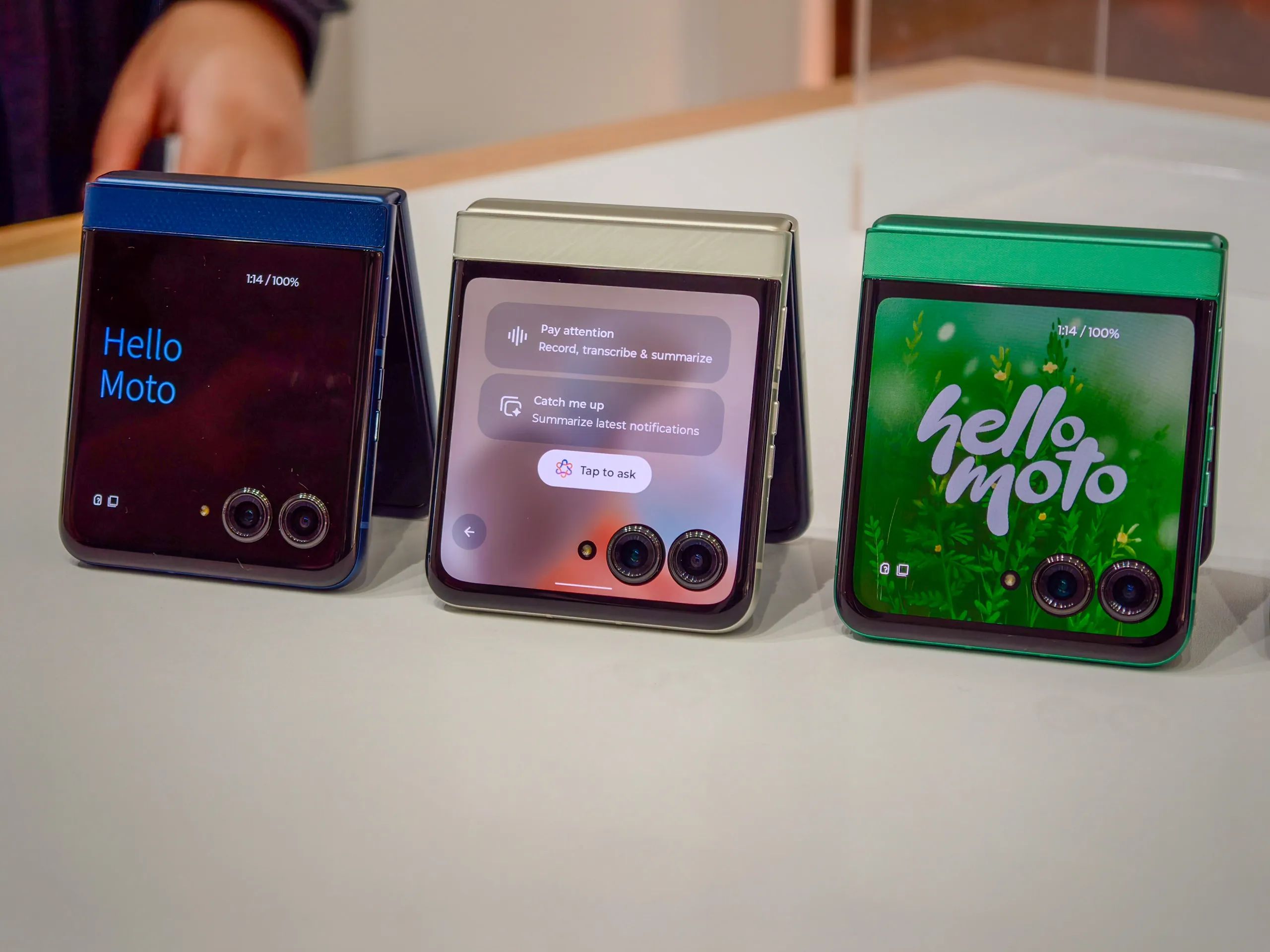 سلسلة Moto Razr 2025