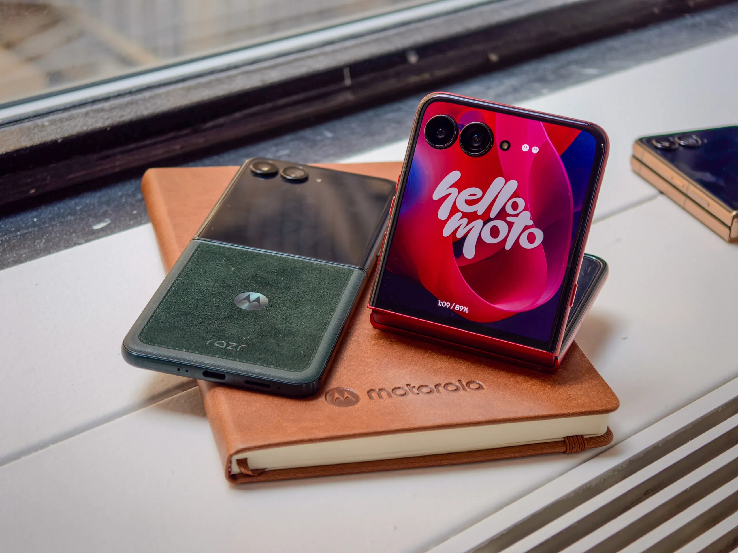 Moto Razr 2025 series colors and finishes