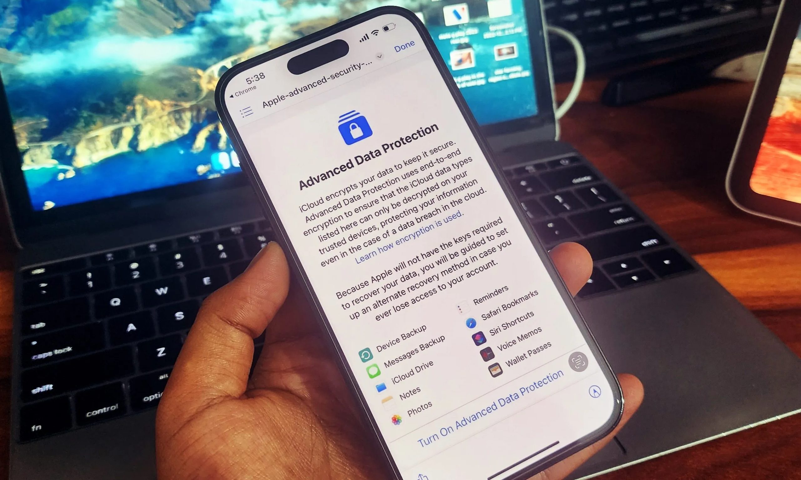 حماية البيانات المتقدمة من Apple.