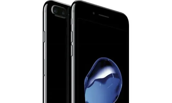 iPhone 7 in Jet Black