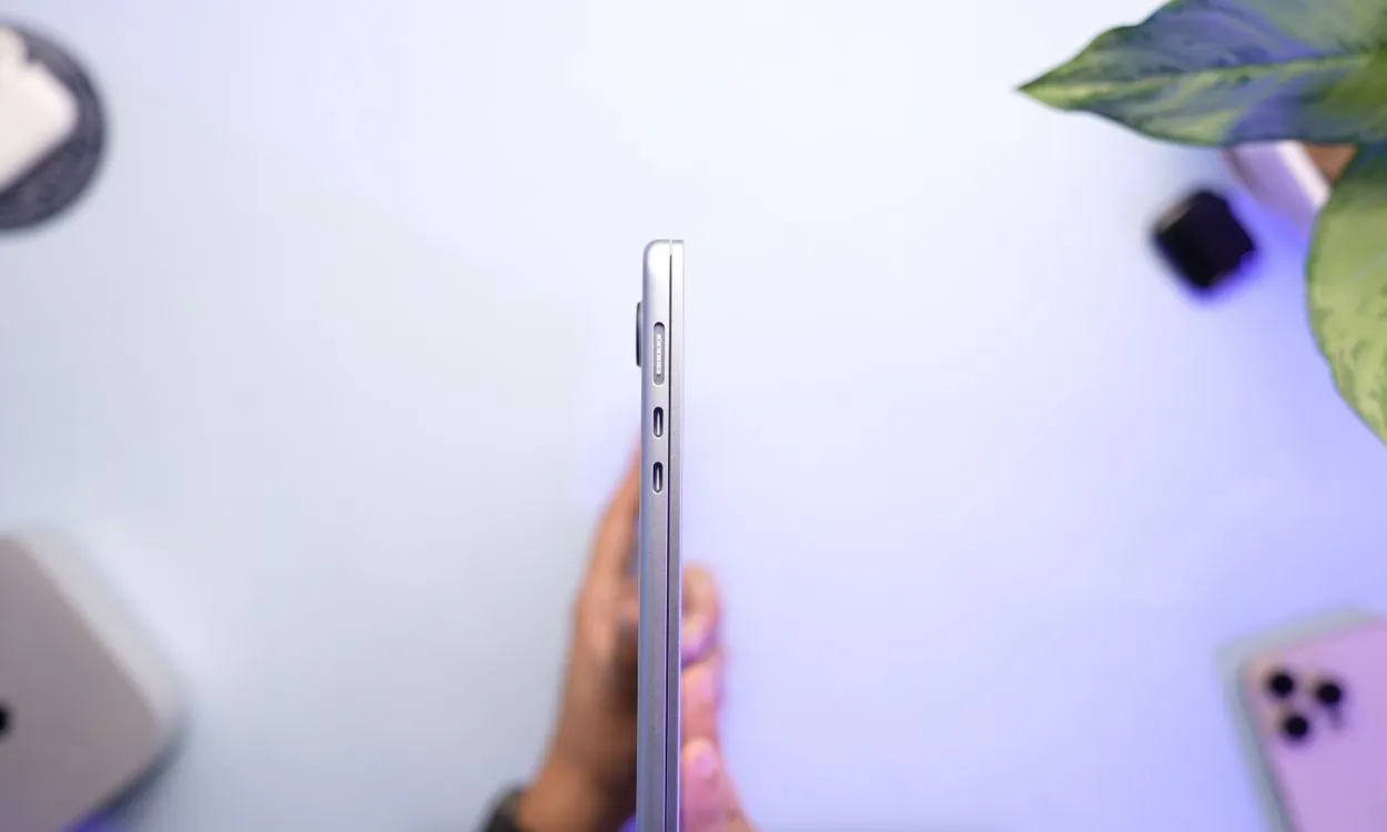 مراجعة MacBook Air M4: قوة الأداء بميزانية محدودة