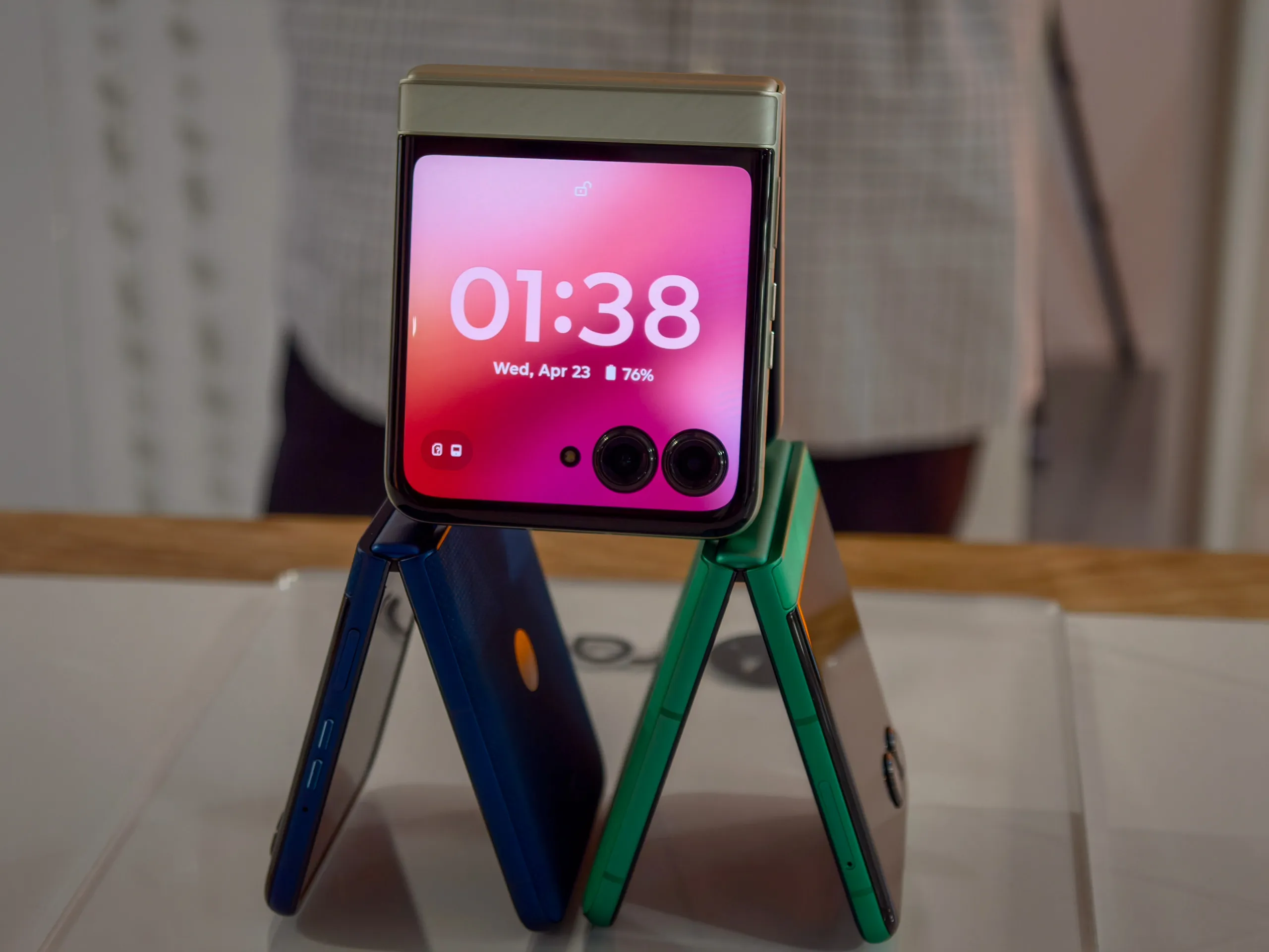 Moto Razr 2025 series colors and finishes