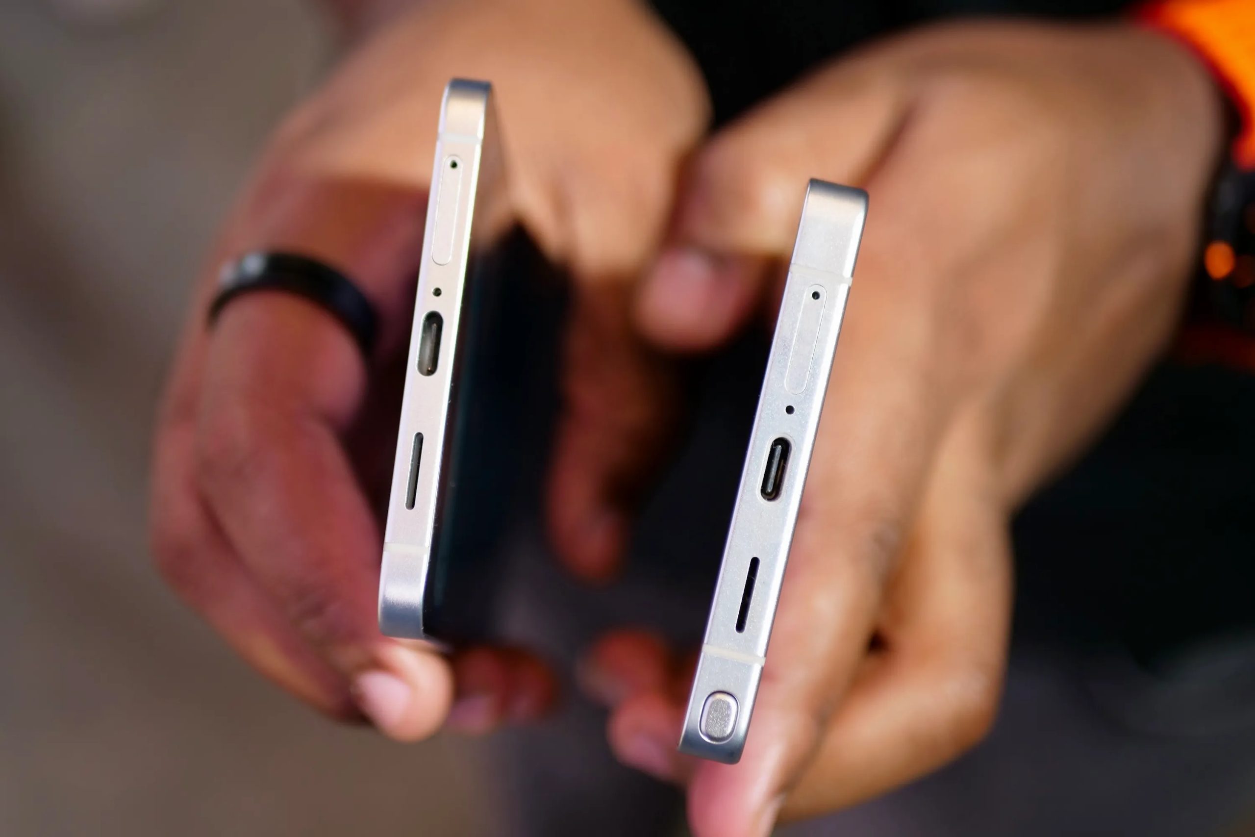 Samsung Galaxy S25 Edge و Samsung Galaxy S25 Ultra.