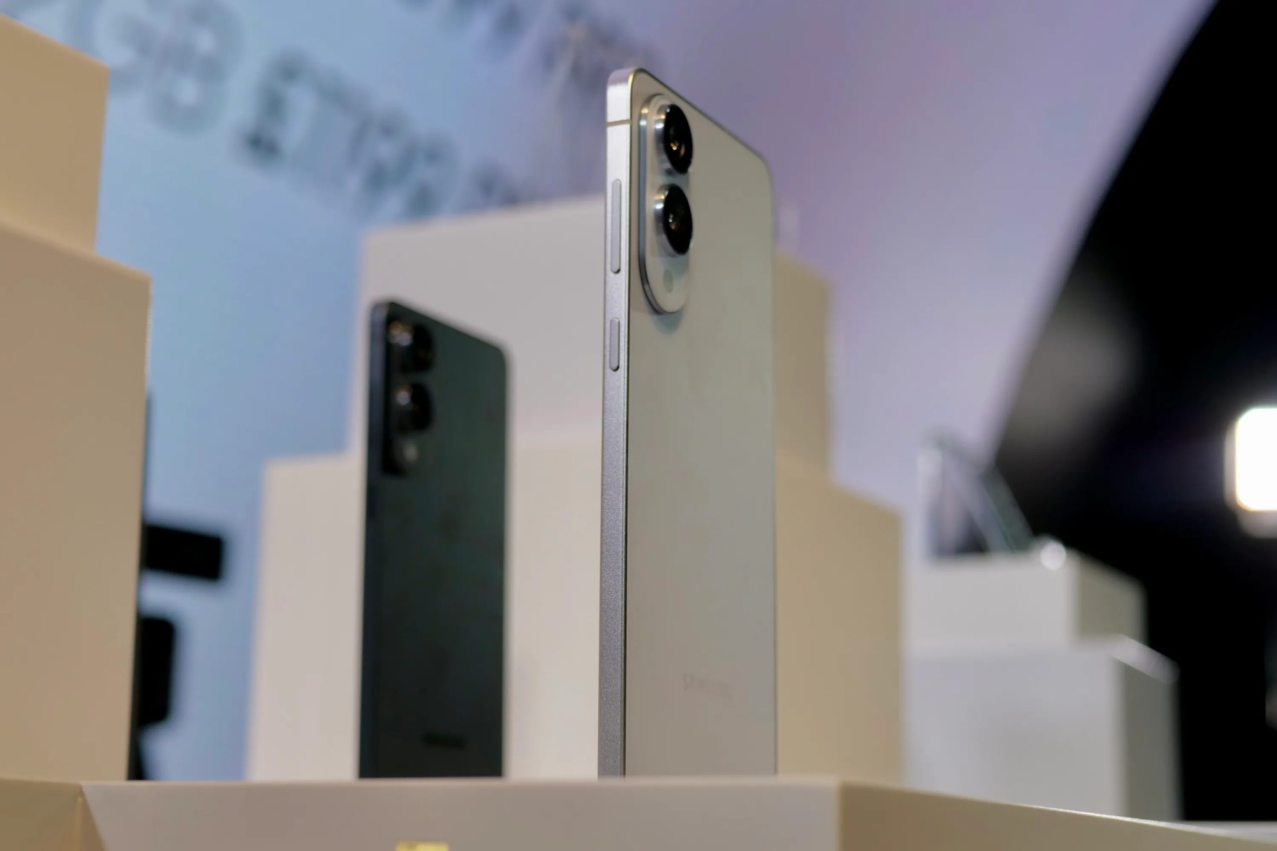 The side of the Samsung Galaxy S25 Edge.