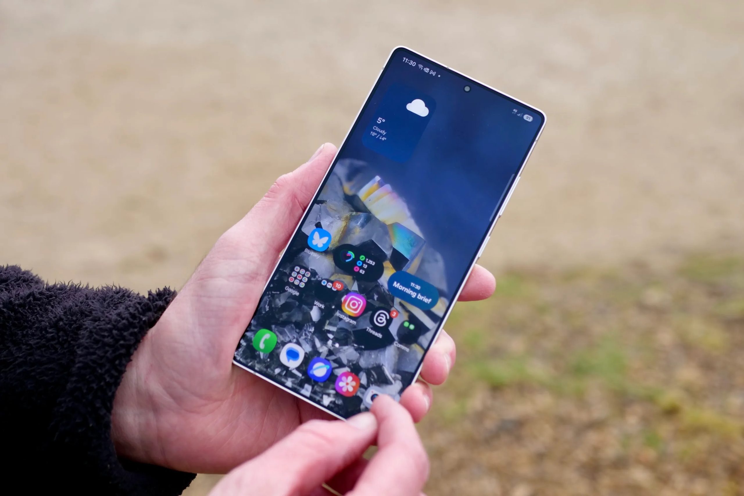 شاشة Samsung Galaxy S25 Ultra.