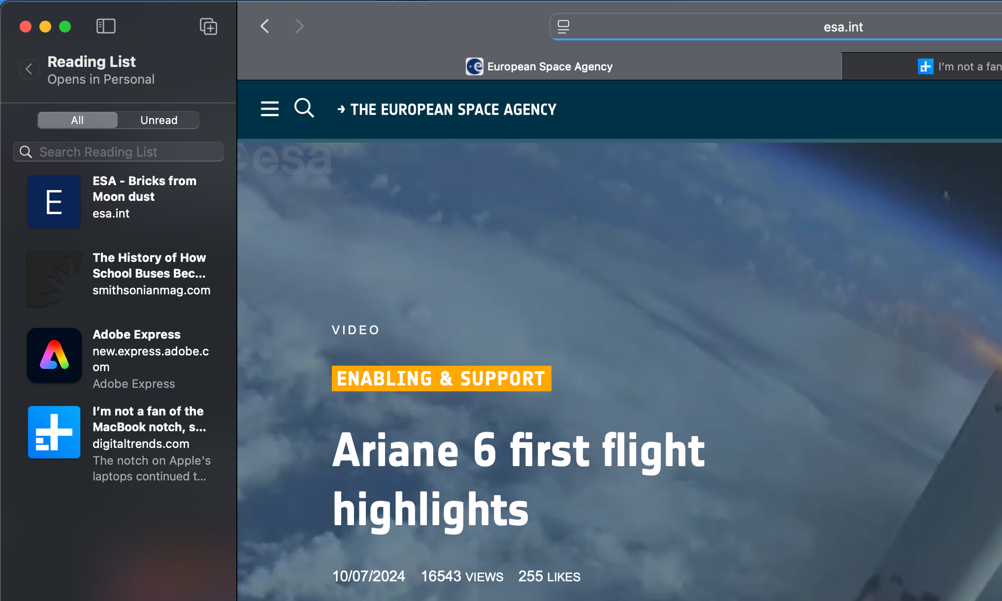 Reading Lists in Safari. 