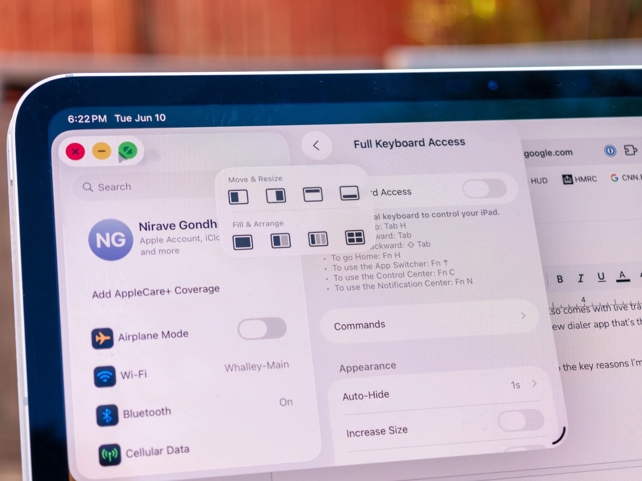 Preset window management options on iPadOS 26 developer beta 1 running on an iPad Pro M4 11-inch