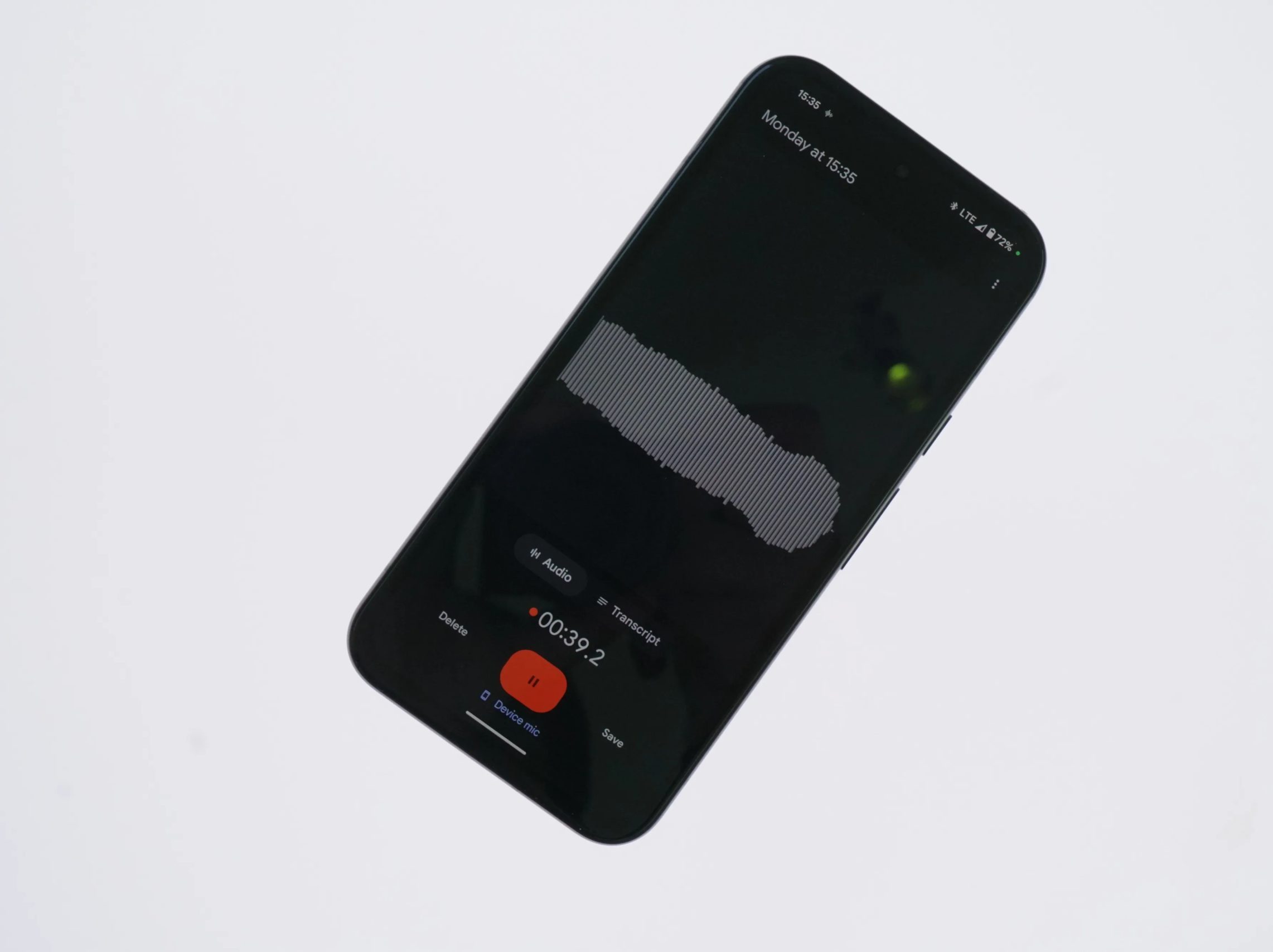 تطبيق Pixel Recorder أثناء تسجيل الصوت.