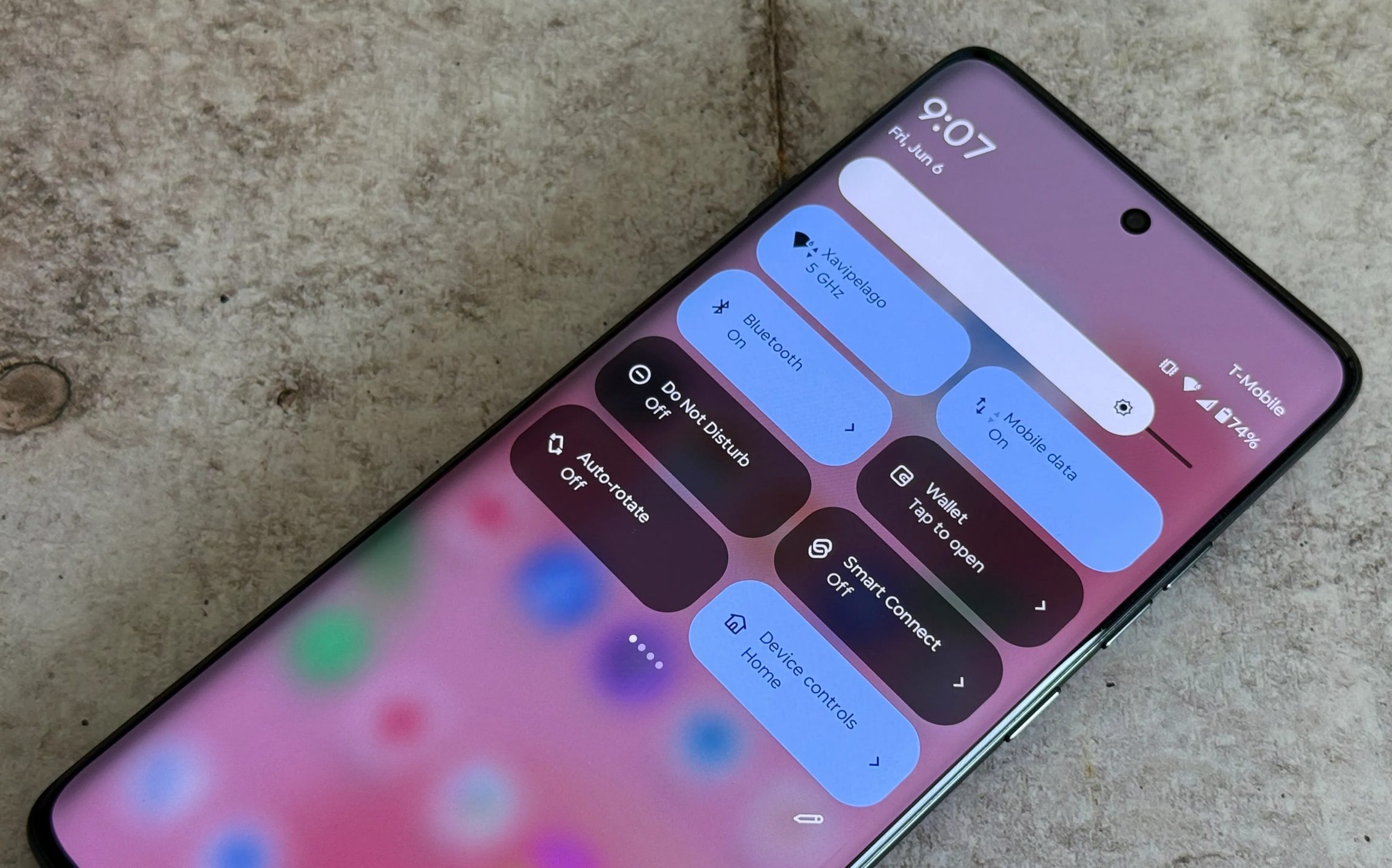 Android 15 running on the Motorola Edge 2025