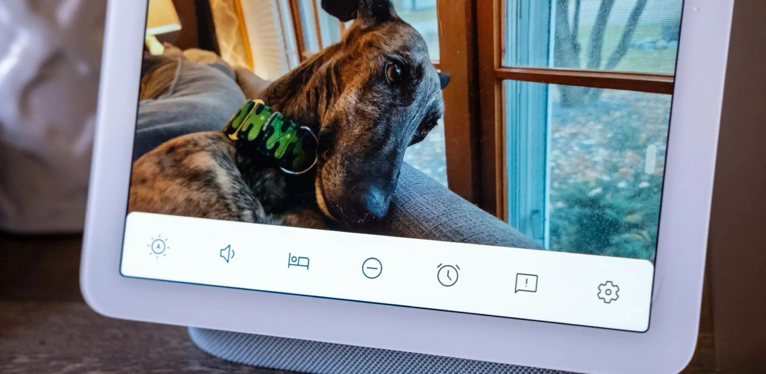 عرض مباشر لكاميرا مراقبة على جهاز Nest Hub