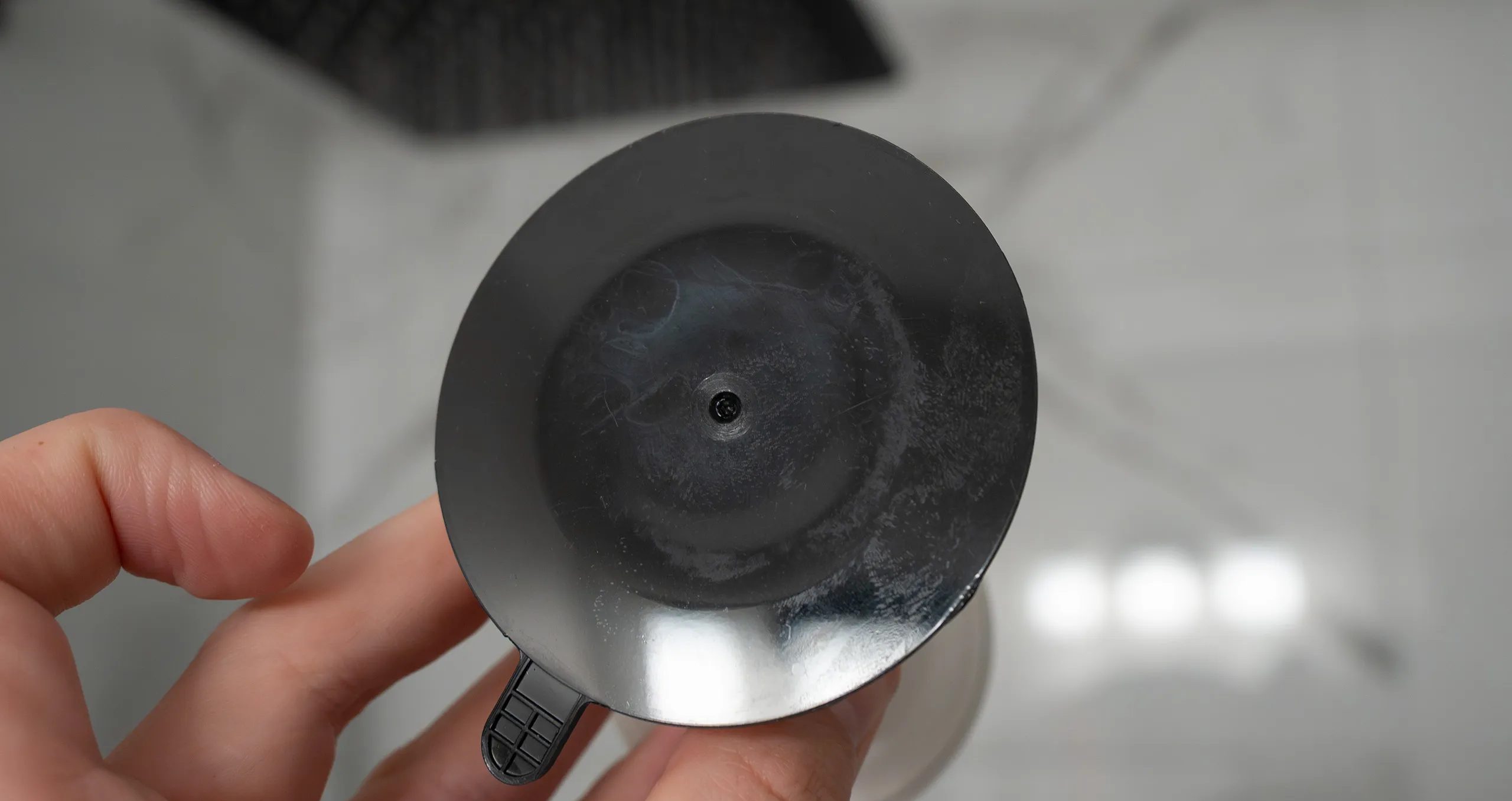 كوب شفط حامل الدش Profezzion