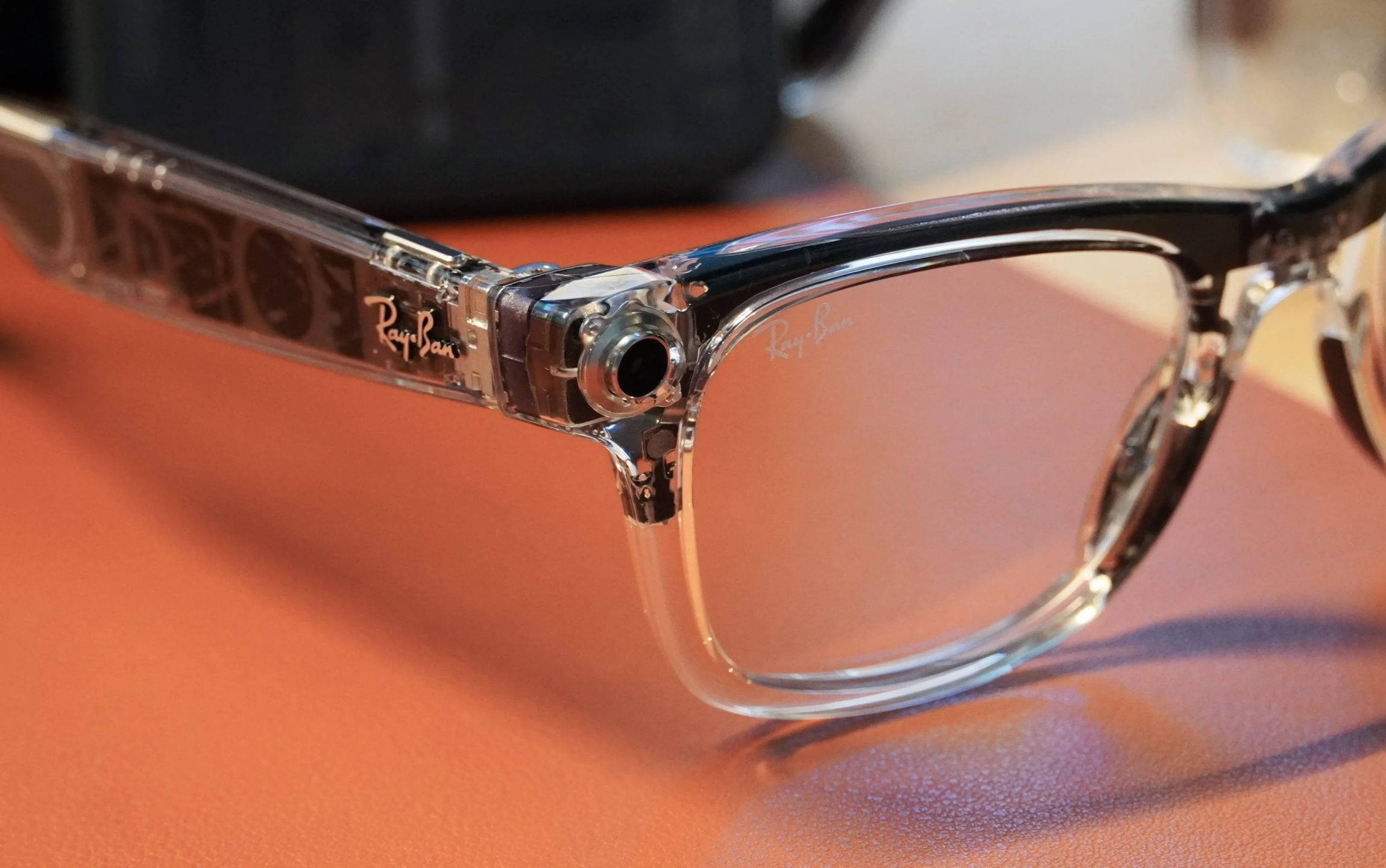Ray-Ban-Meta-Smart-Glasses-Transparent-Frames