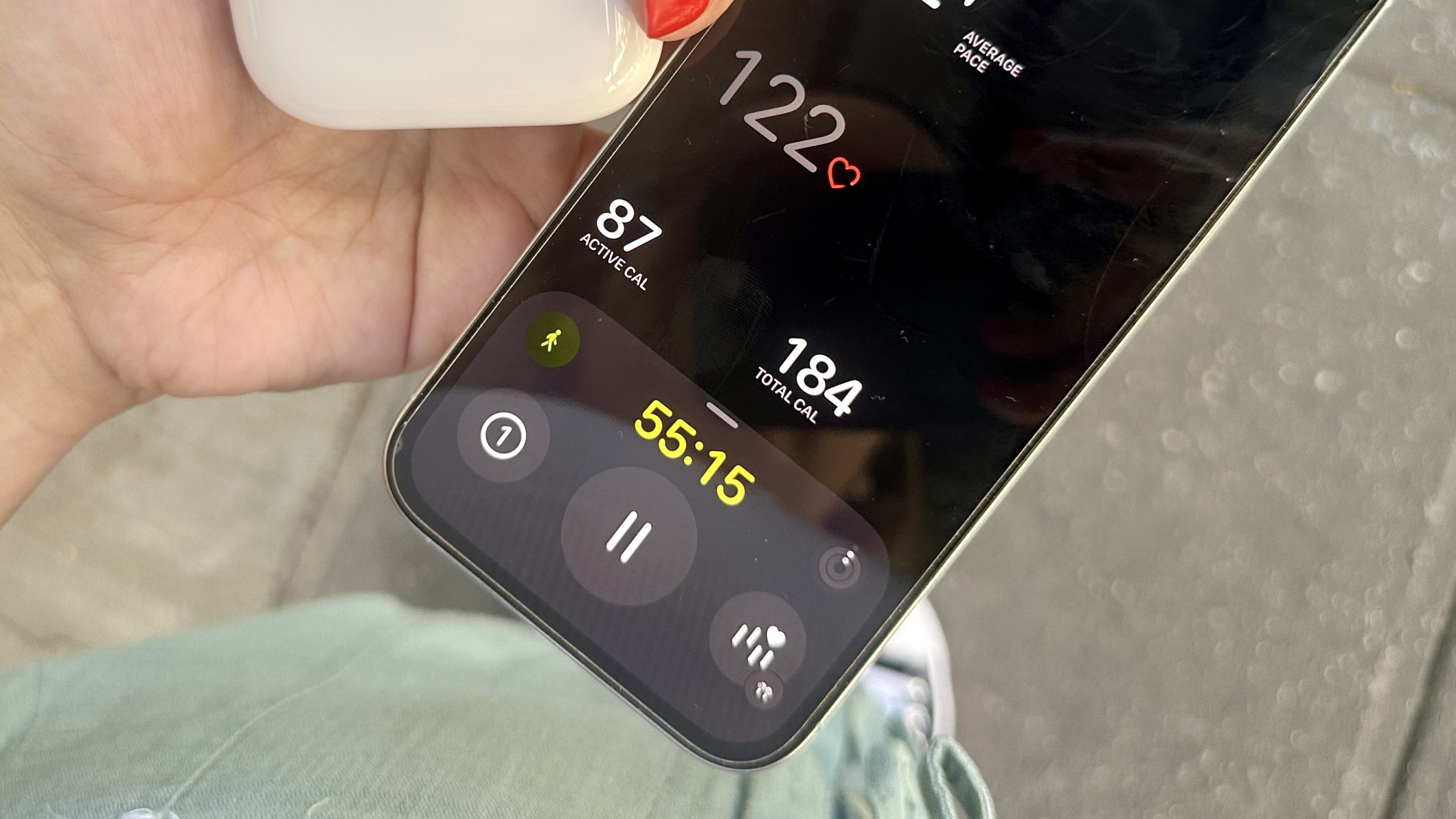 AirPods Pro 3 heart rate monitor