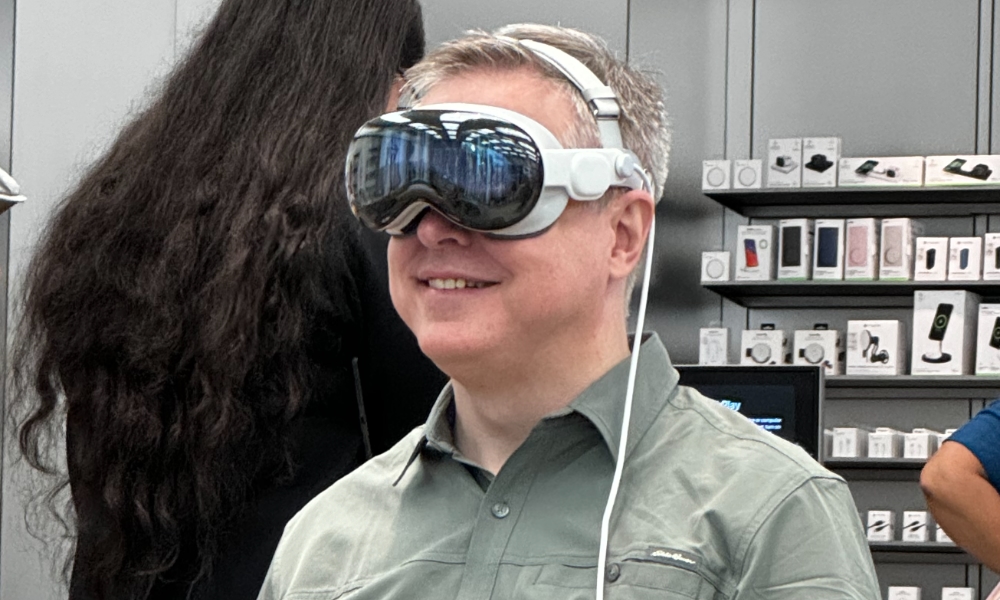 Apple Vision Pro Jesse demo Toronto Yorkdale