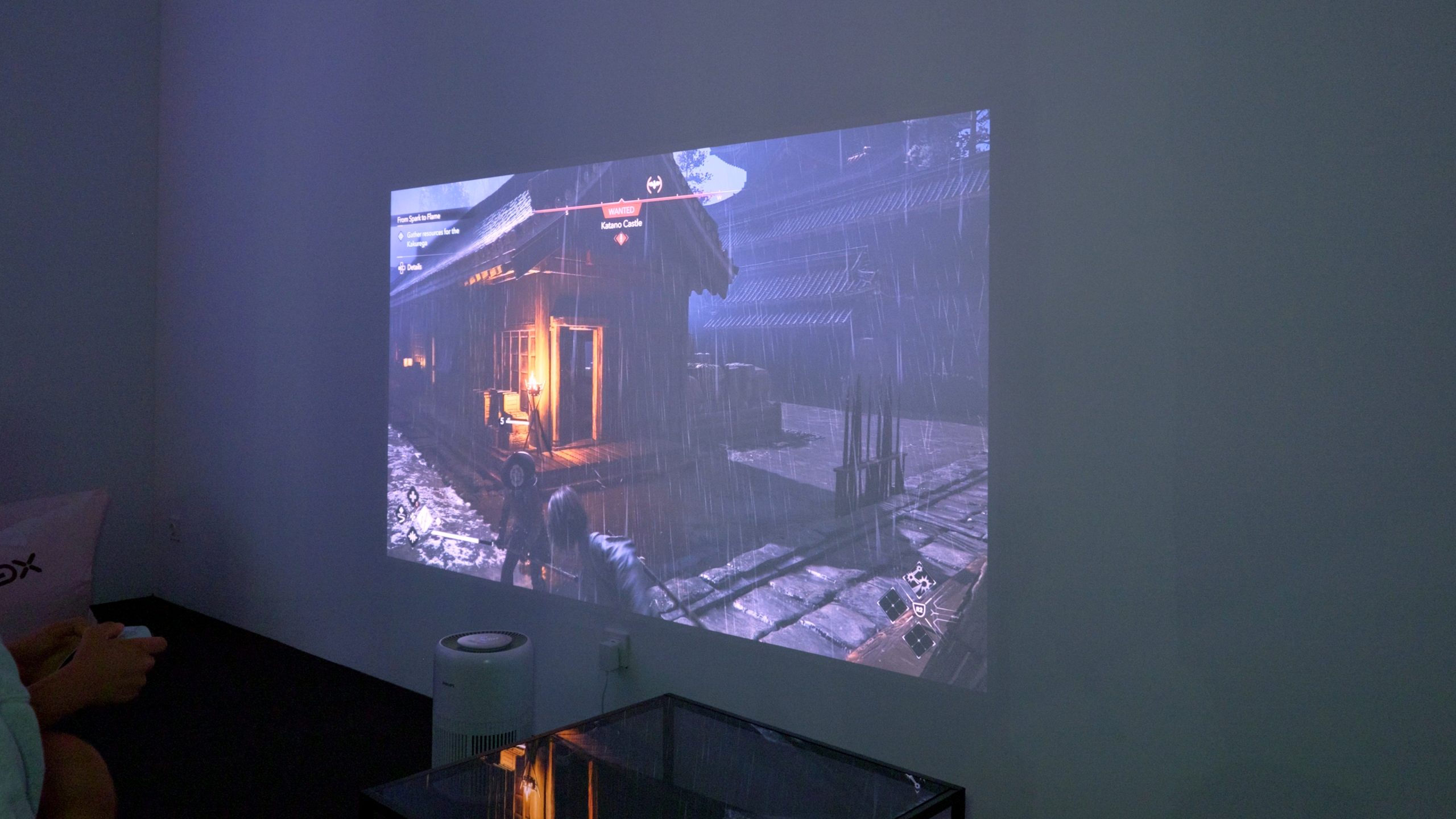 XGIMI Horizon 20 - Playing Assassins Creed Shadows