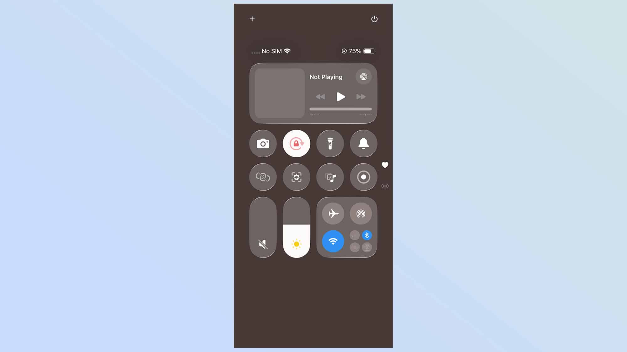 لقطات شاشة لـ ios 26 مقابل ios 18 بتقنية Liquid Glass