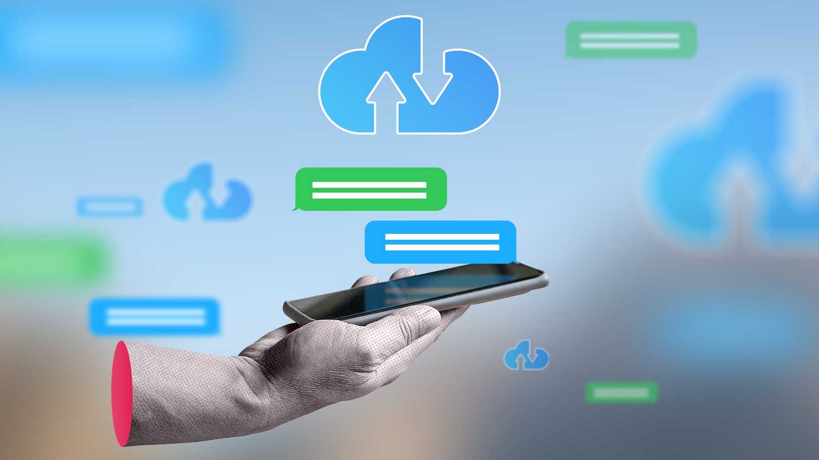 يد تحمل هاتفًا ذكيًا مع بعض فقاعات الرسائل فوق الشاشة ورمز النسخ الاحتياطي.