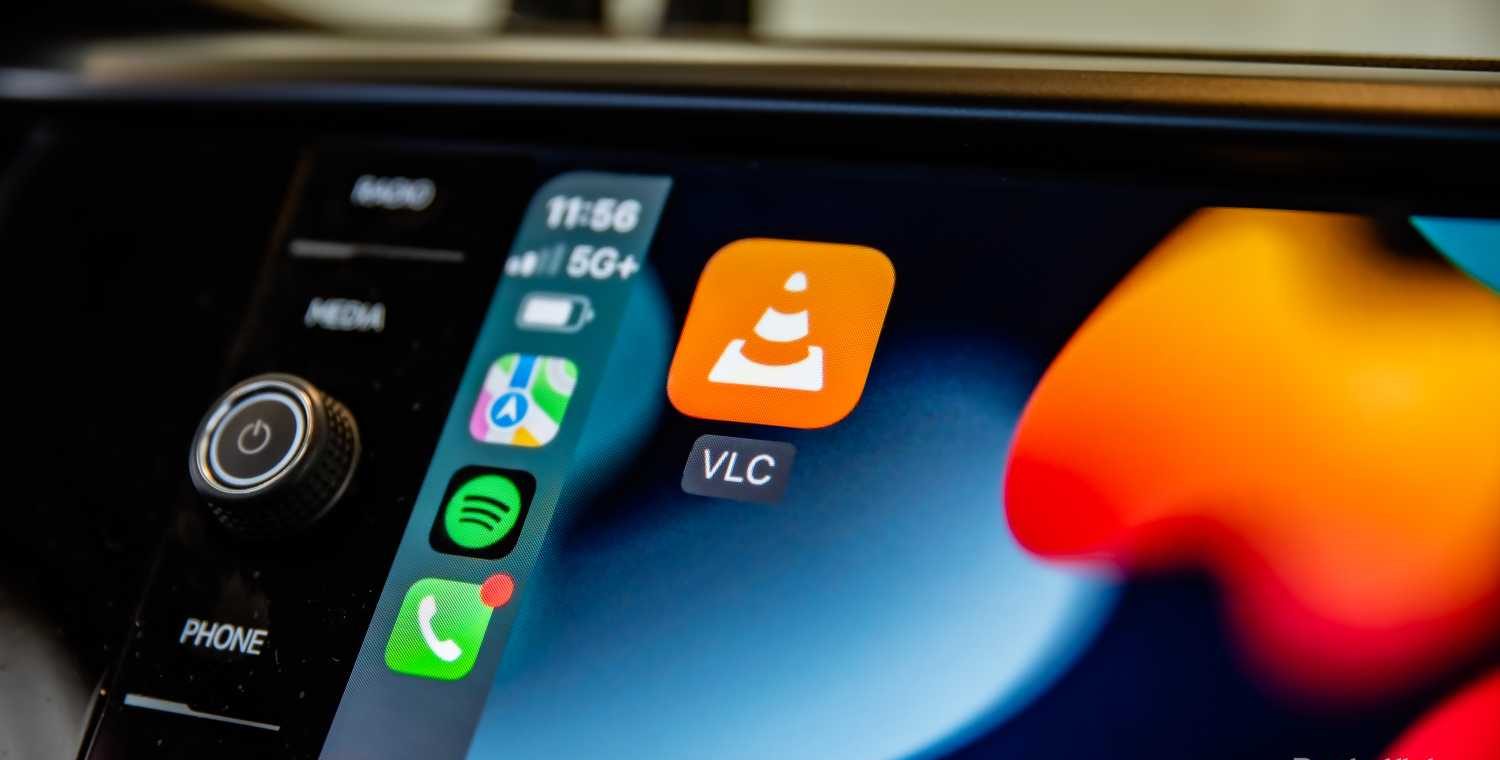 صورة ثابتة تعرض تطبيق VLC CarPlay Music.
