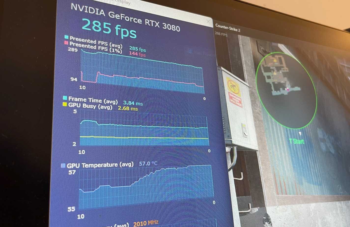 صورة تعرض بعض مقاييس الأداء التي تم قياسها بواسطة Intel PresentMon