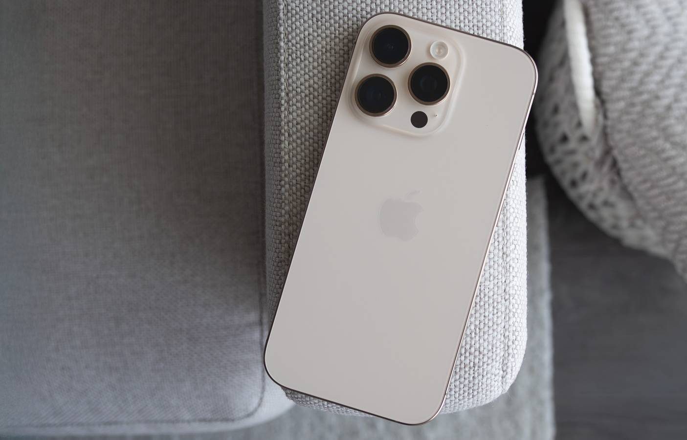 لماذا أعتبر نظام غرفة تبريد بالبخار في هاتف iPhone 17 Pro تطورًا هامًا: تحليل معمق