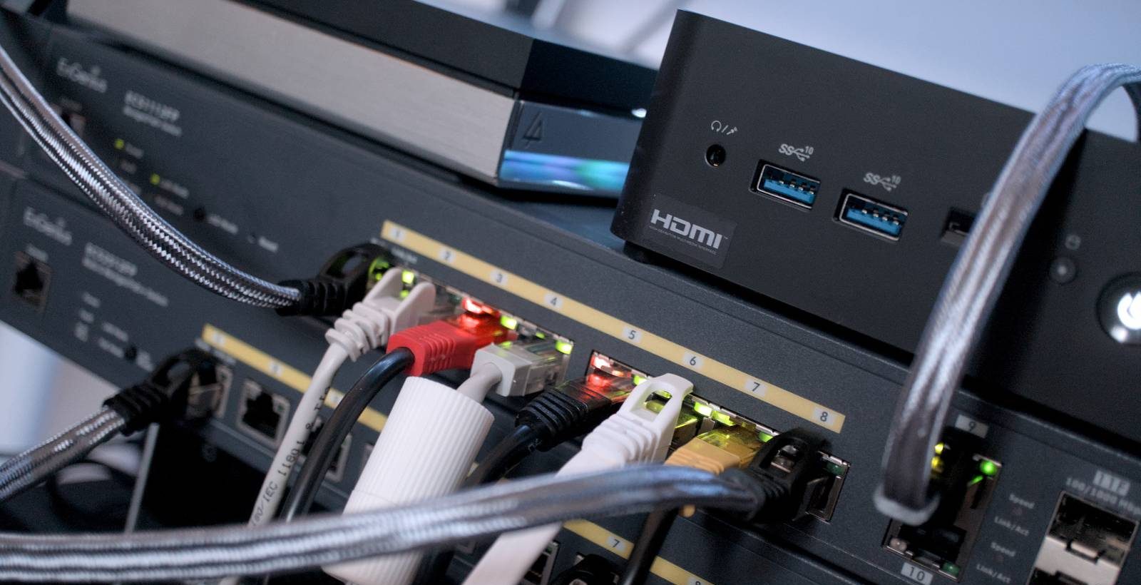 تأمين منزلي الذكي وحماية خصوصية العائلة باستخدام شبكات VLAN: دليل شامل