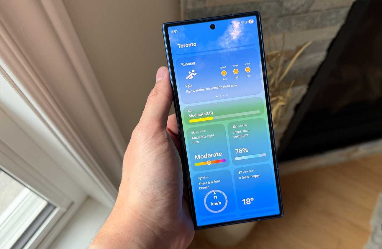 تطبيق الطقس في واجهة One UI 8.