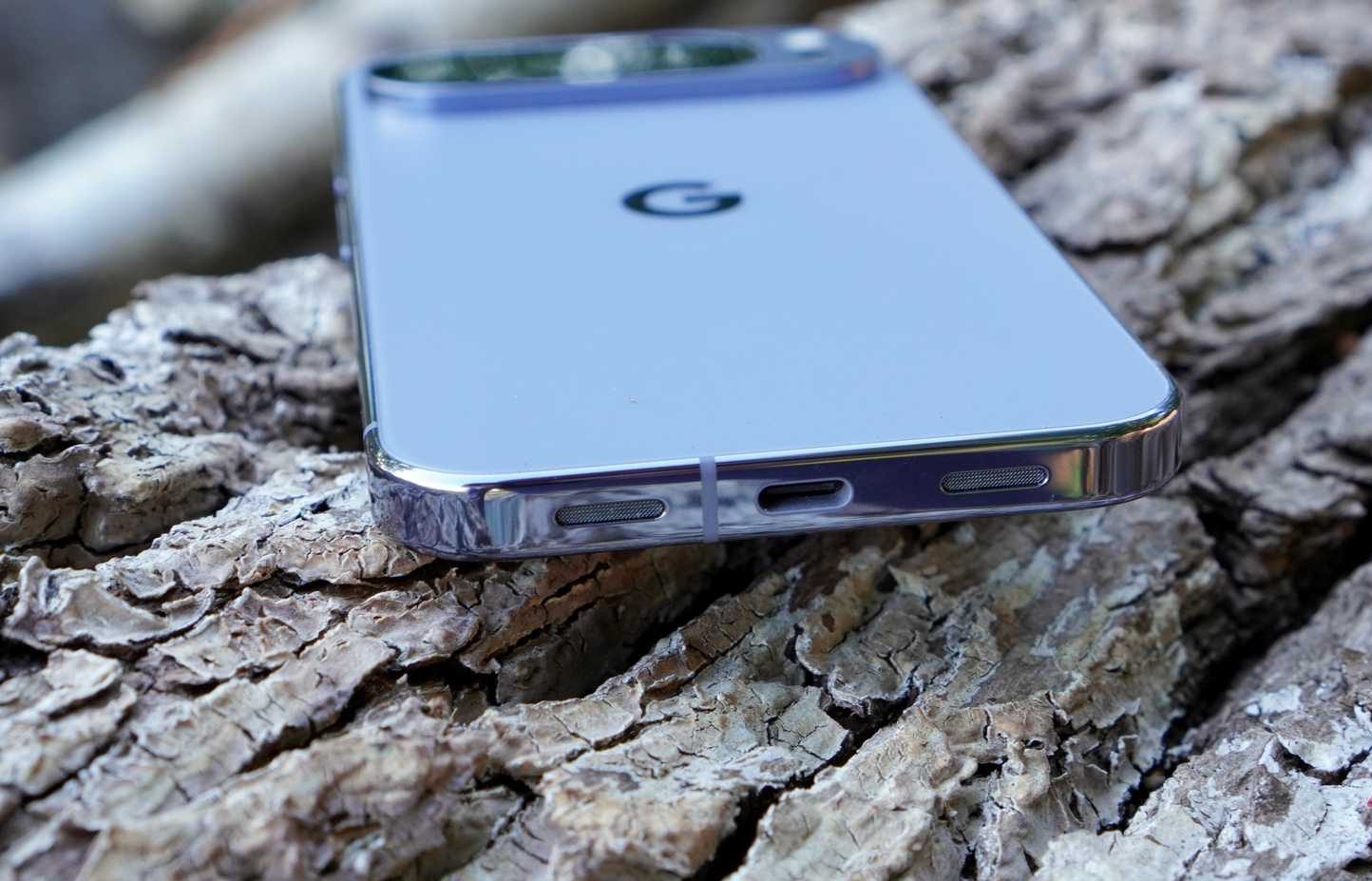 منفذ شحن Google Pixel 10 Pro XL