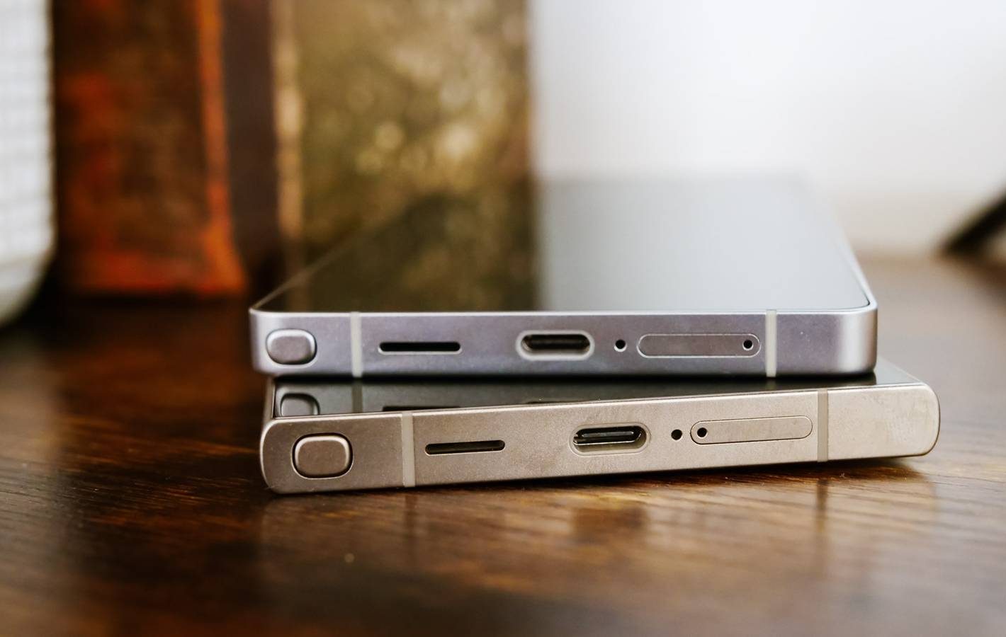 قد يحظى هاتف Galaxy S26 Ultra أخيراً بشحن فائق السرعة بقدرة 60 واط: آخر التوقعات والمستجدات