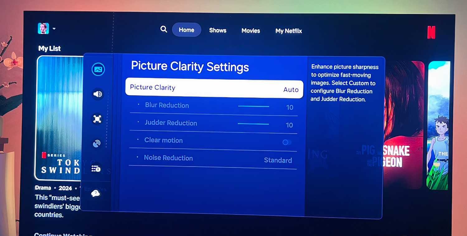 قائمة إعدادات وضوح الصورة على تلفزيون Samsung OLED.