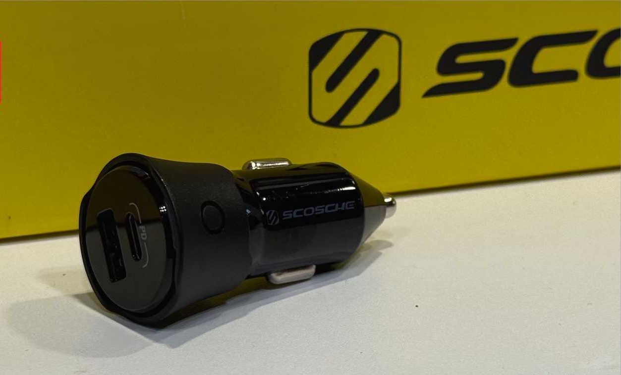 شاحن Scosche FoundIT مع Apple Find My