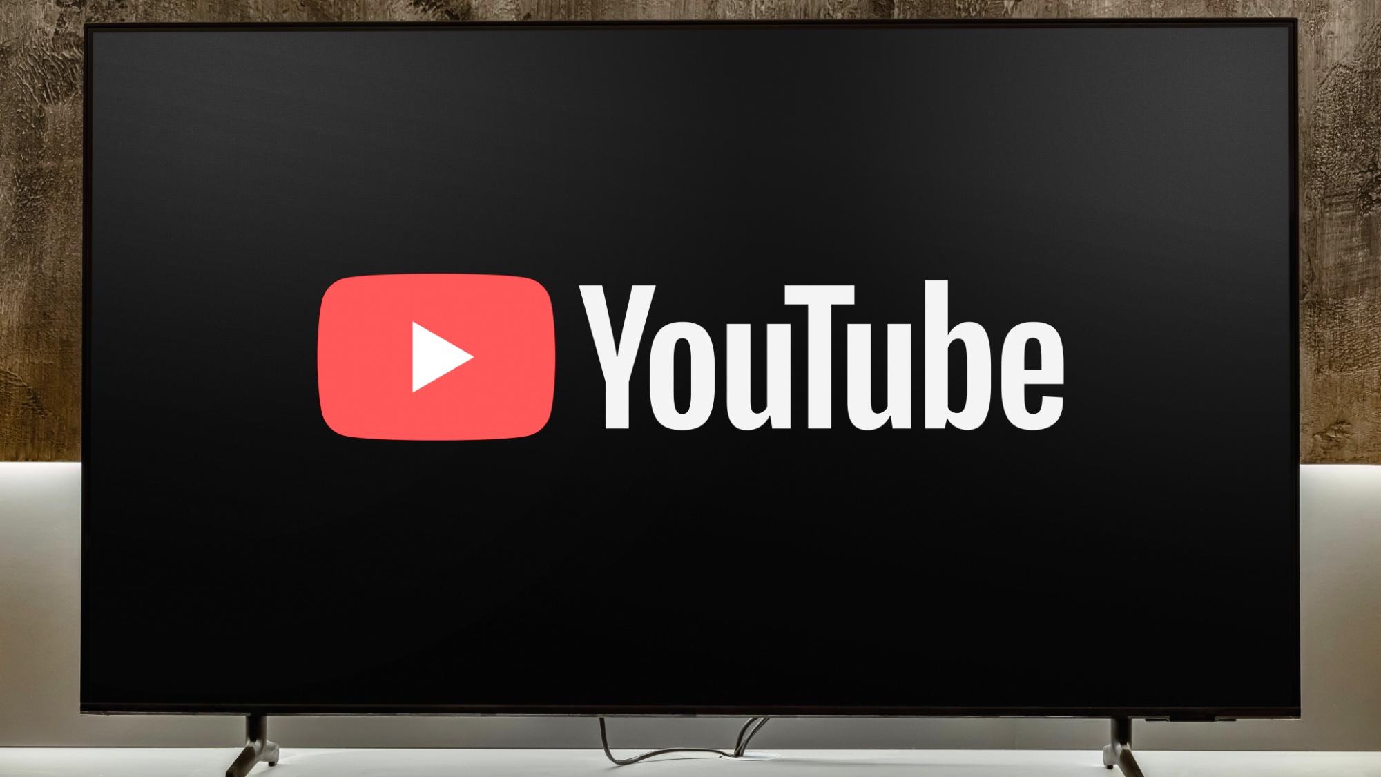 شعار YouTube على التلفزيون