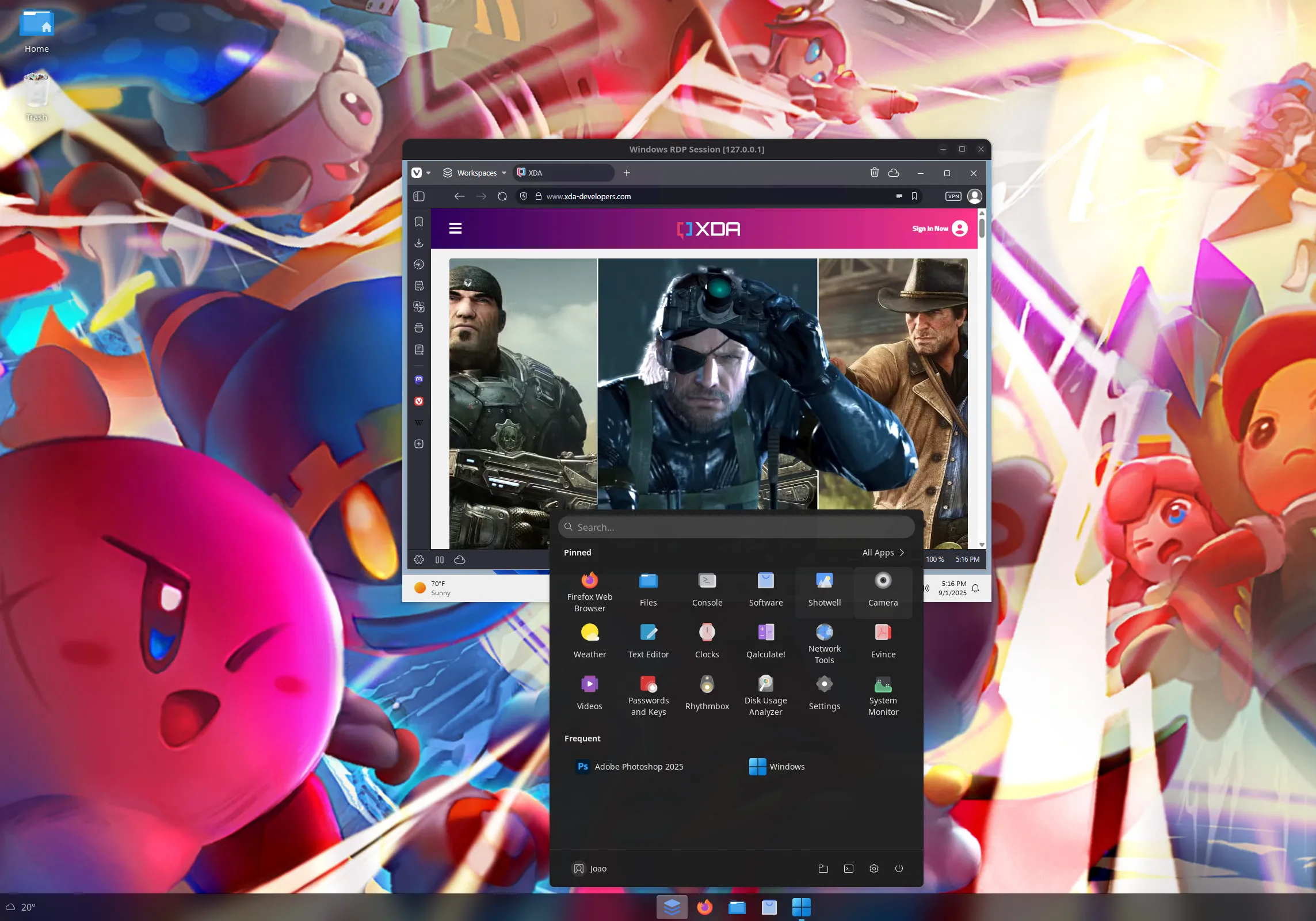 صورة لشاشة آلة افتراضية تعمل بنظام Windows داخل Linux. يظهر مشغل تطبيقات Linux تطبيقات Windows