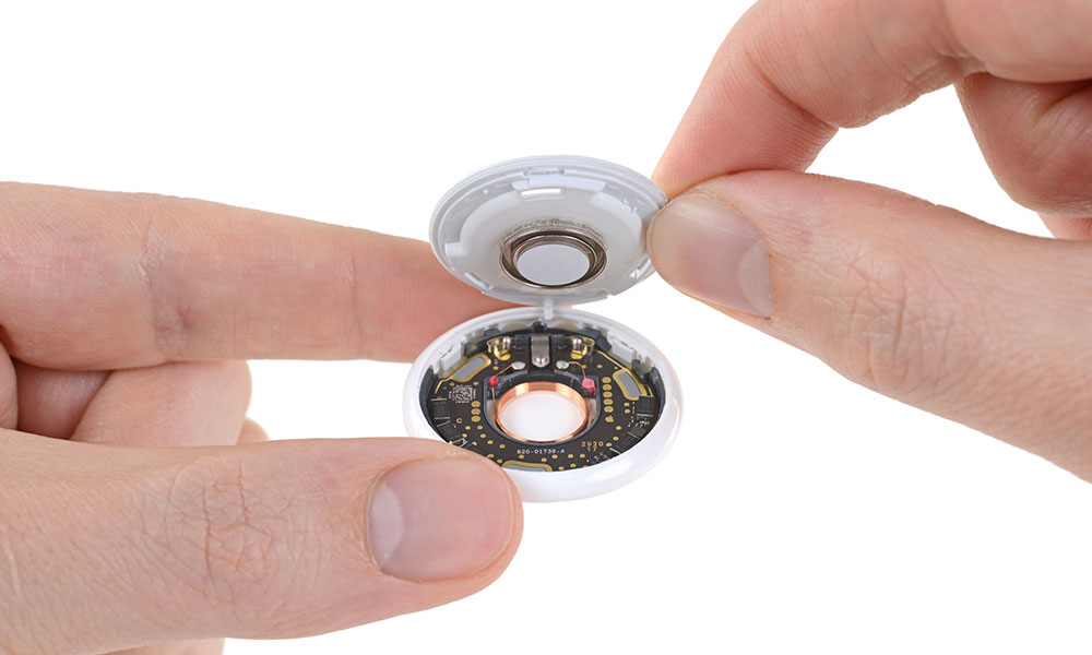 iFixit opening AirTag