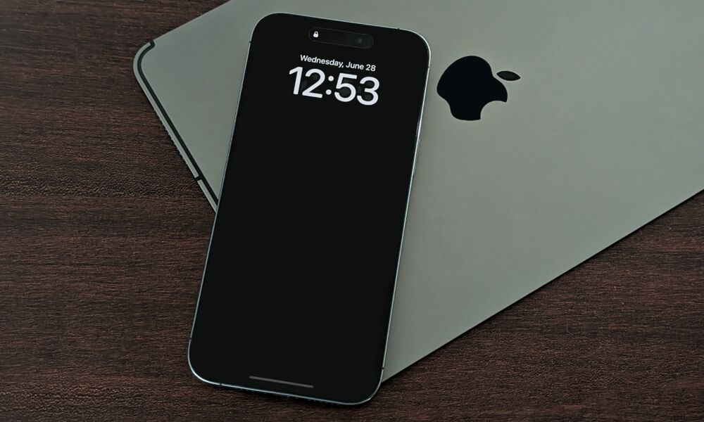 شاشة التشغيل الدائم في iPhone 14 Pro Max مع إيقاف تشغيل الخلفية