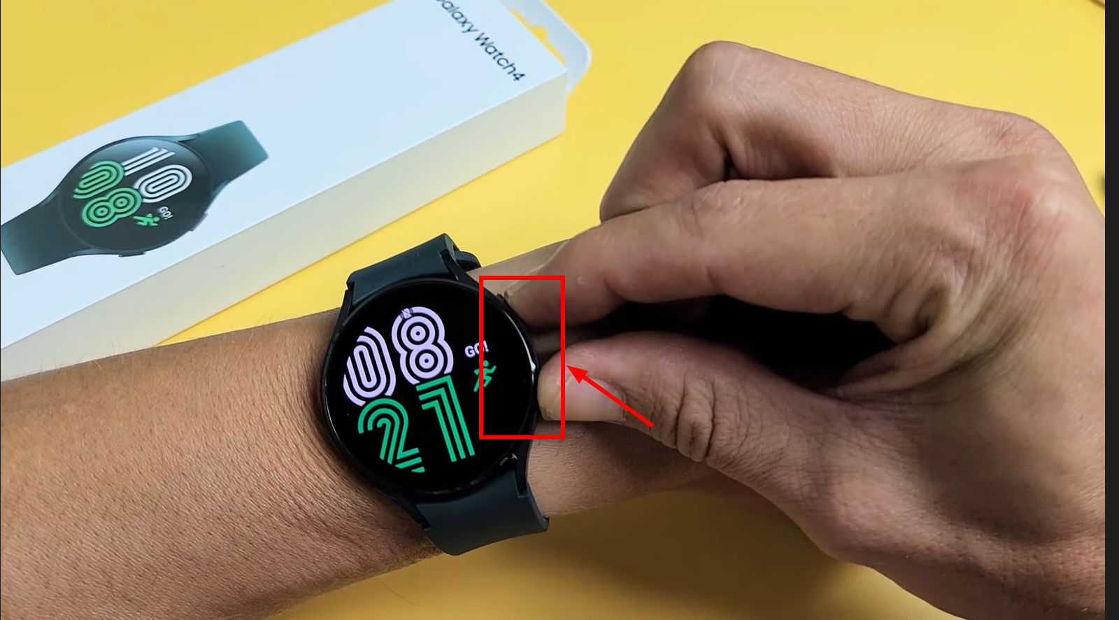 اضغط مع الاستمرار على الزرين