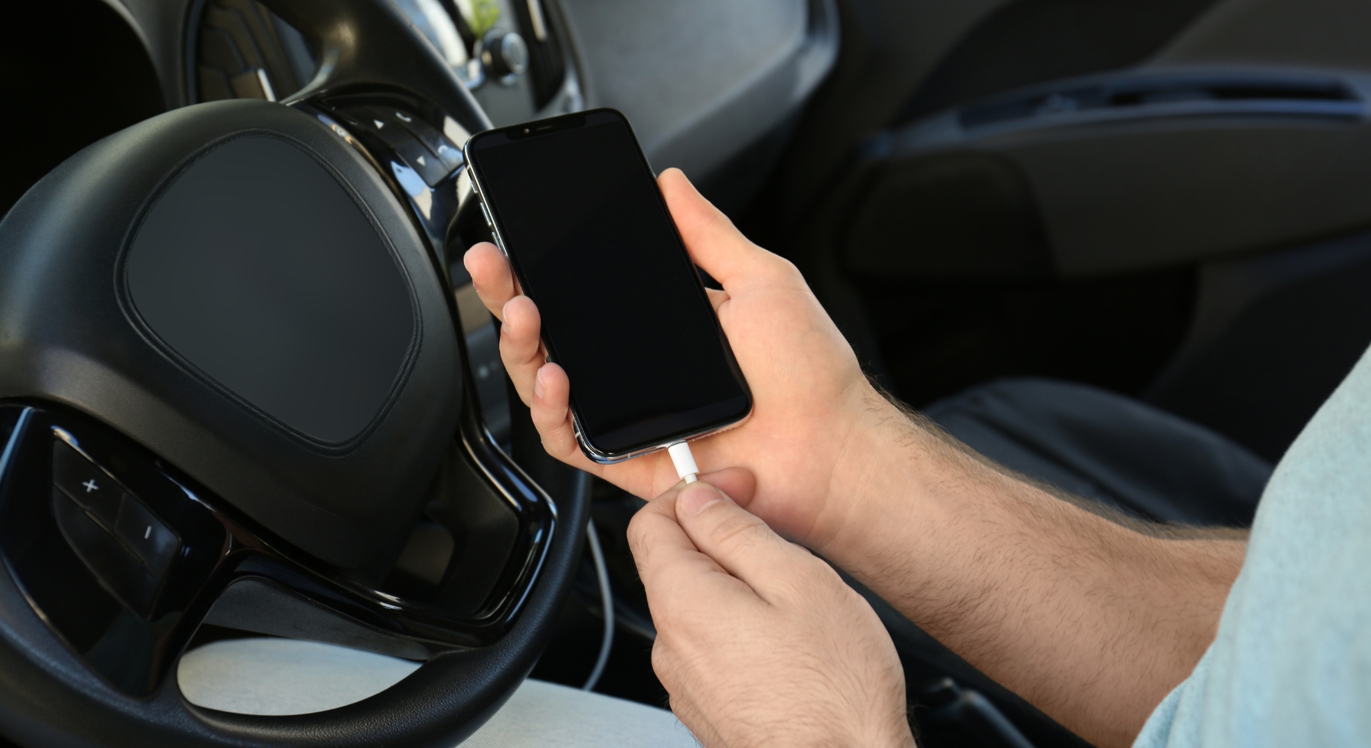 وصل هاتفك عبر الكابل