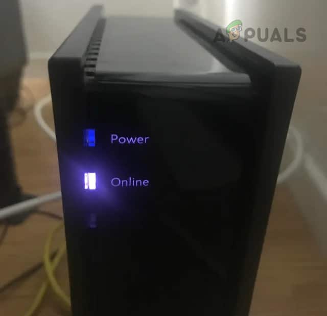 مودم Spectrum يومض باللونين الأزرق والأبيض