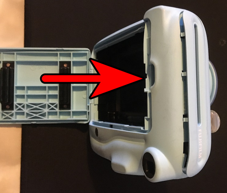 اضبط عدسة Instax Mini 11 يدويًا