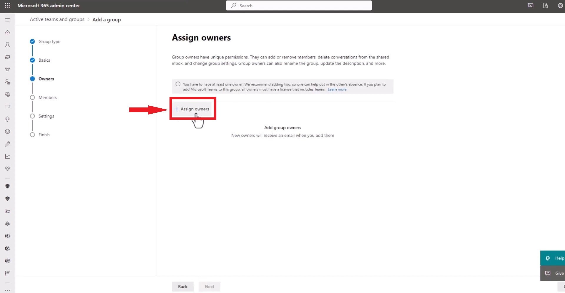 انقر على إضافة مالكين