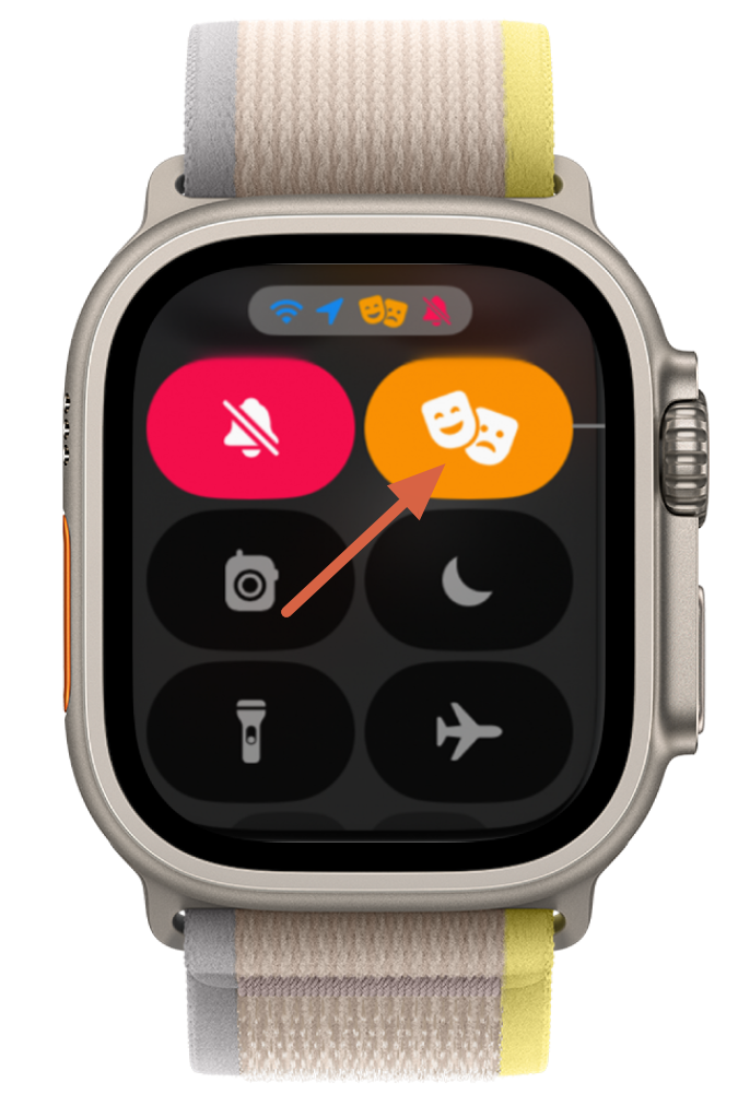 وضع المسرح على Apple Watch