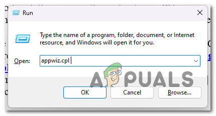 افتح قائمة Programs and Features